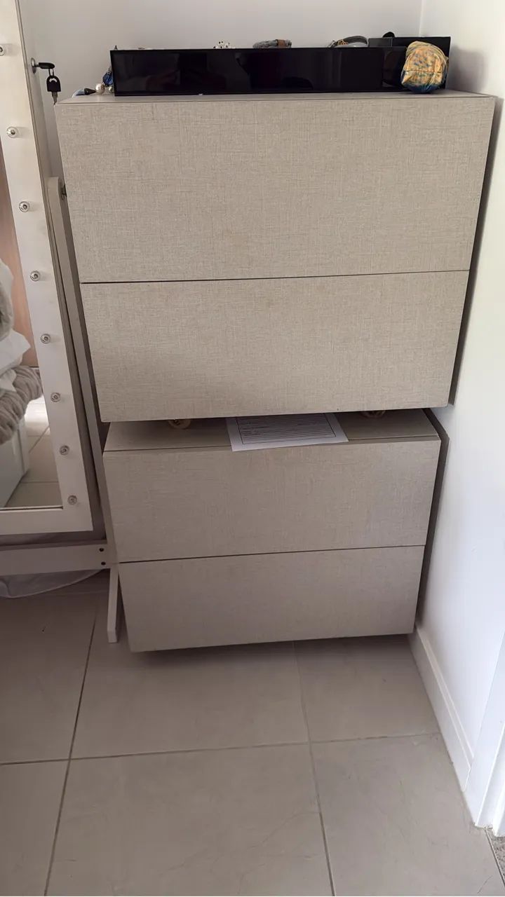 Mesa de cabeceira