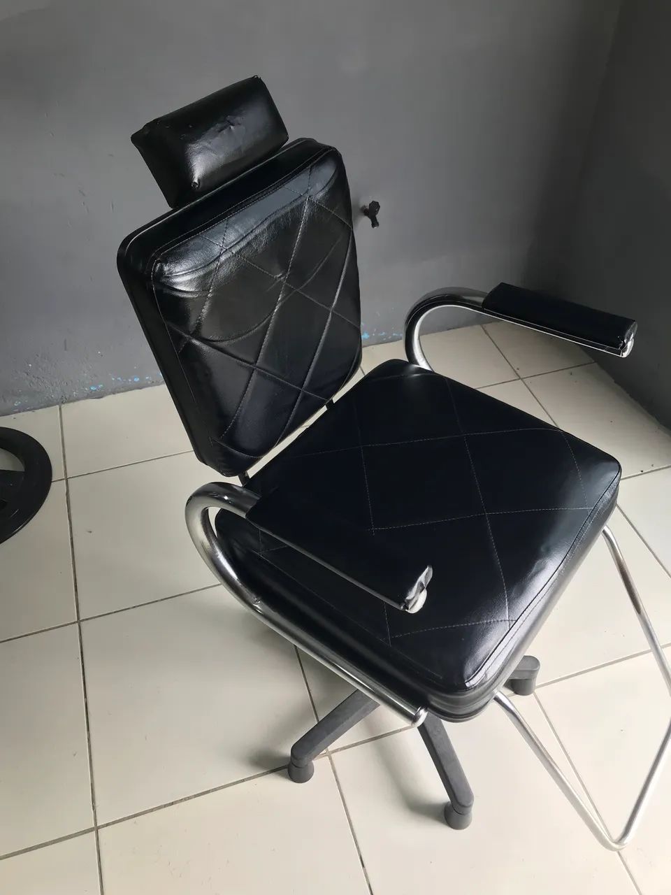 Cadeira barbeiro barbearia  - Foto 2