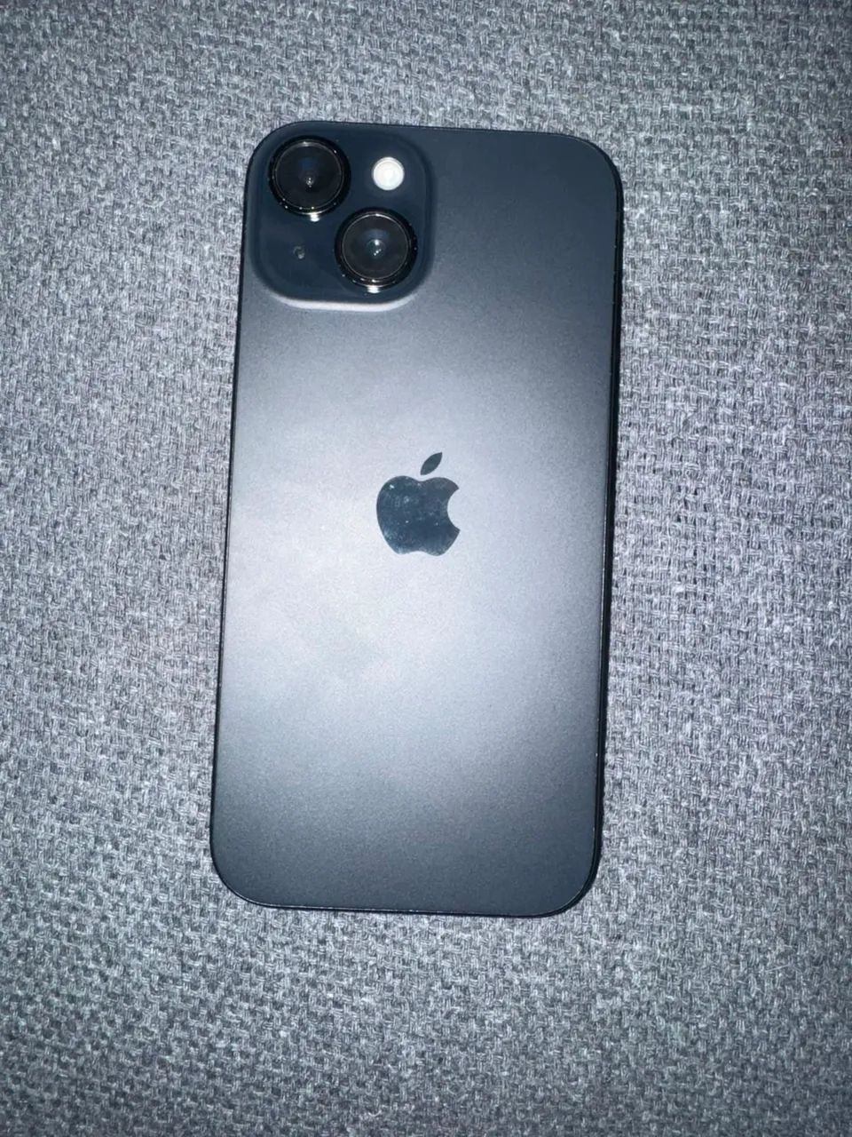 iPhone 15 normal 