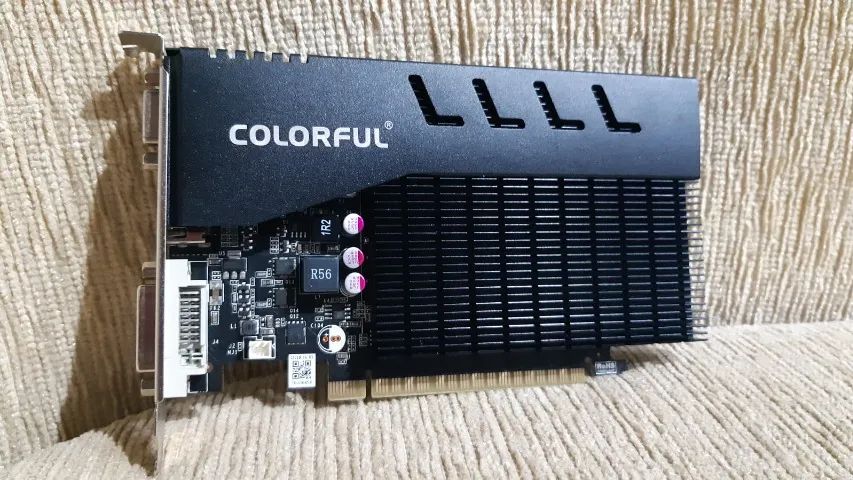 Placa de vídeo Colorful GeForce GT 710