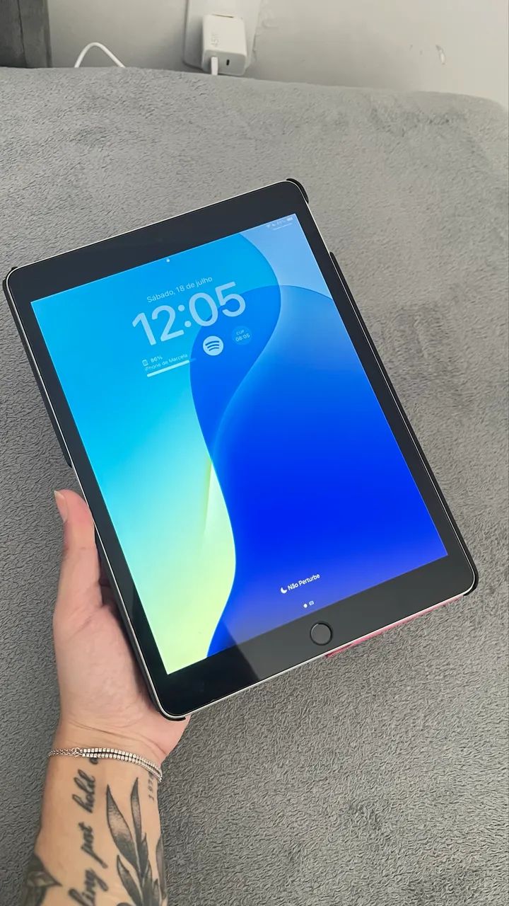 IPad 9th Generation 64Gb - Tablets e E-Readers - Centro, Santo