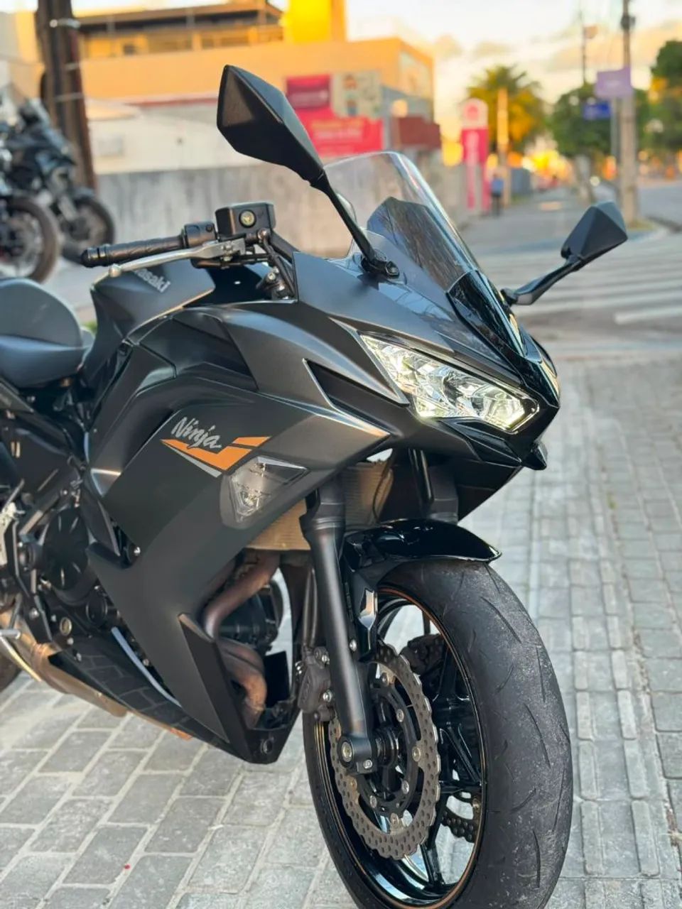 KAWASAKI NINJA 650 ABS 2024 - Foto 3
