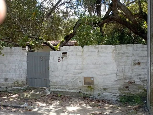 Chácara com Casa de 02 quartos no Eusébio.