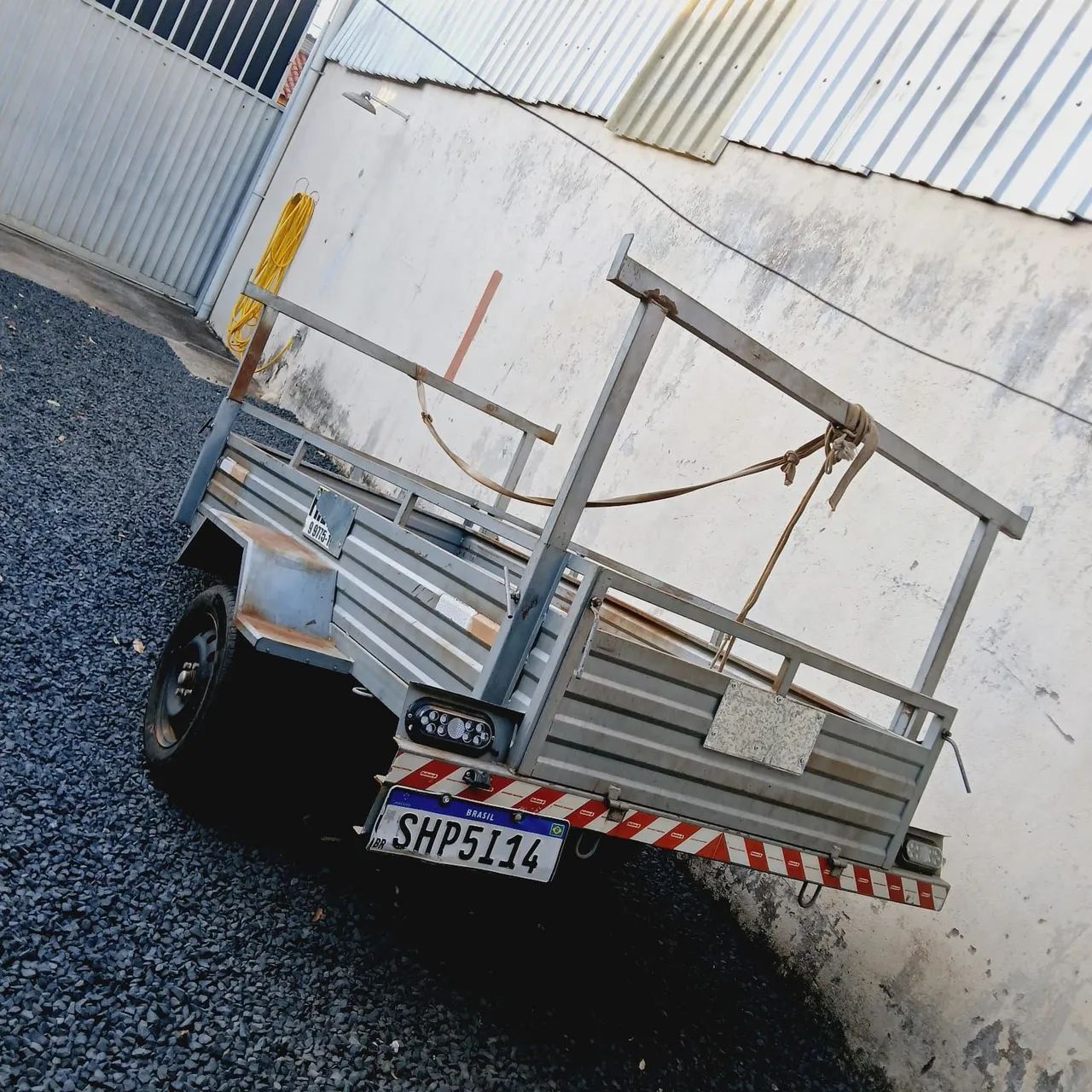 Carretinha de engate - Foto 4