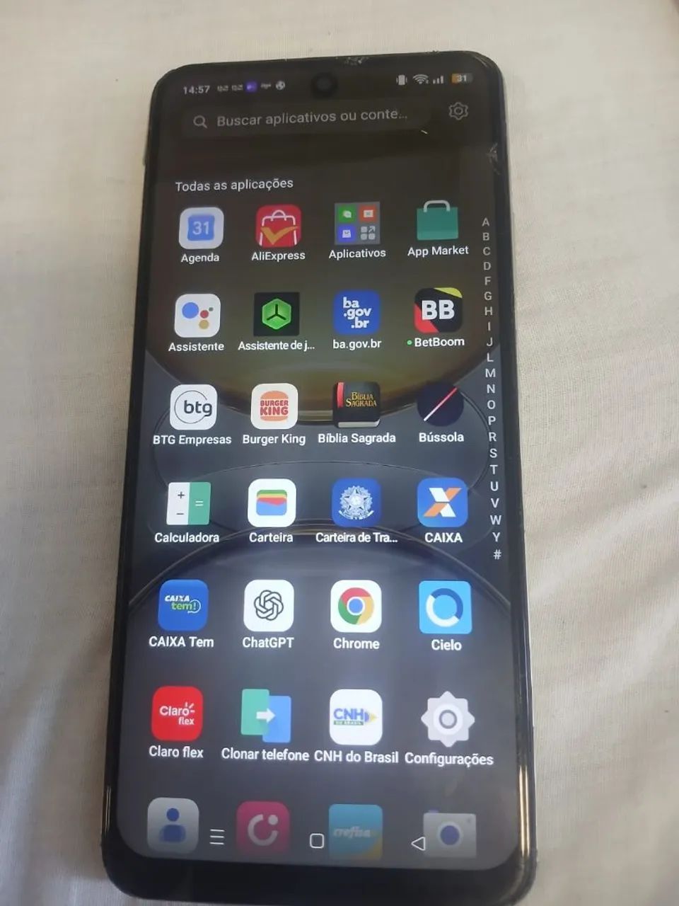 Realmi c75 com avarias porém funcionando tudo normalmente 256 gigas - Foto 4