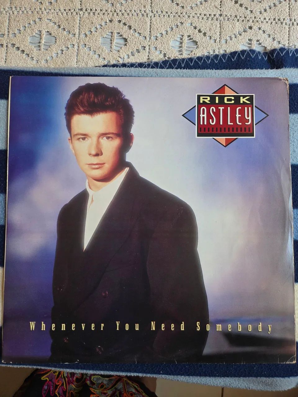 LP Vinil - RICK ASTLEY - Whenever you need somebody + LP Carly Simon - Coming Around again