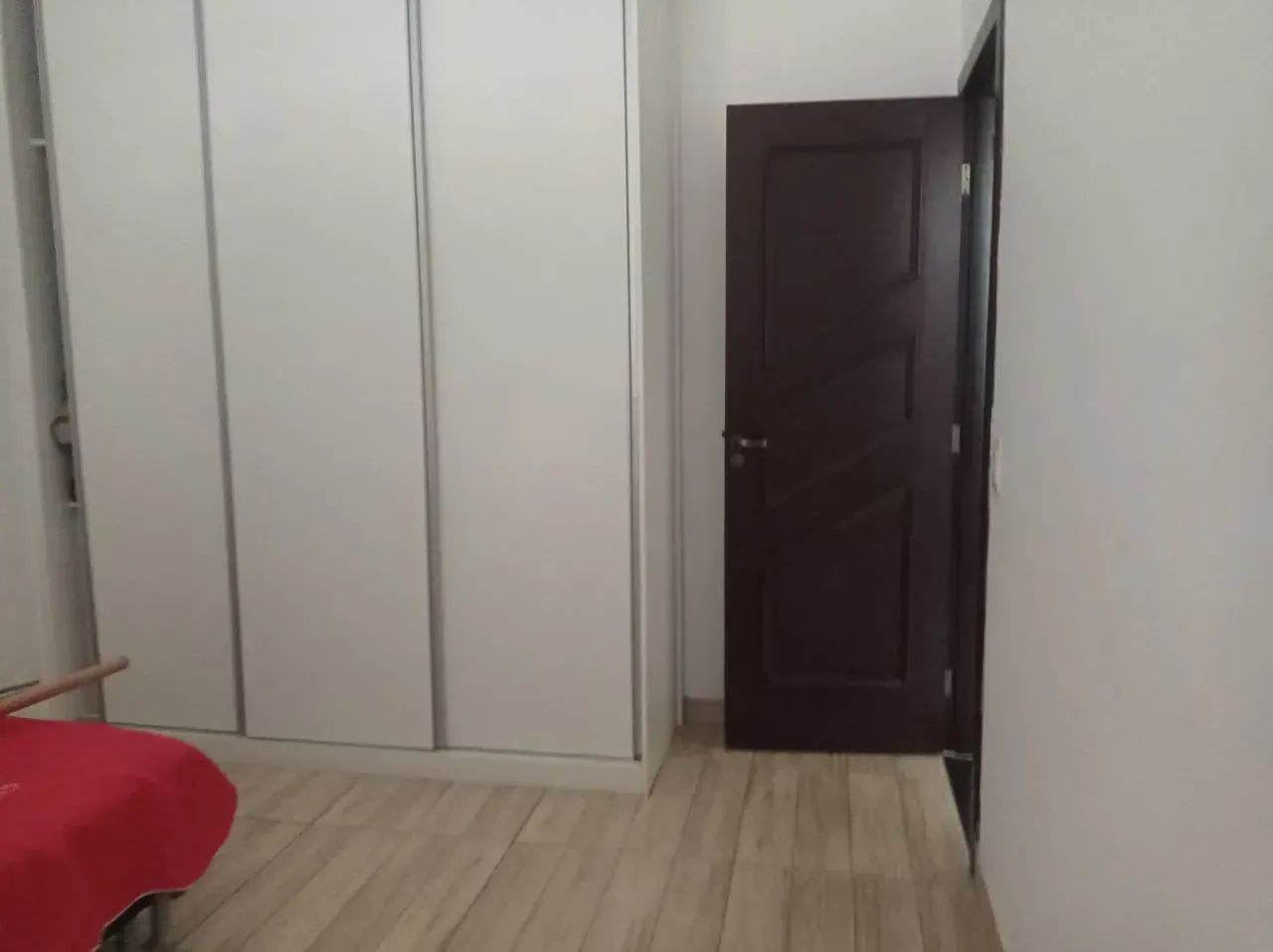 Excelente casa no Condomínio Vale do Ouro - Foto 3