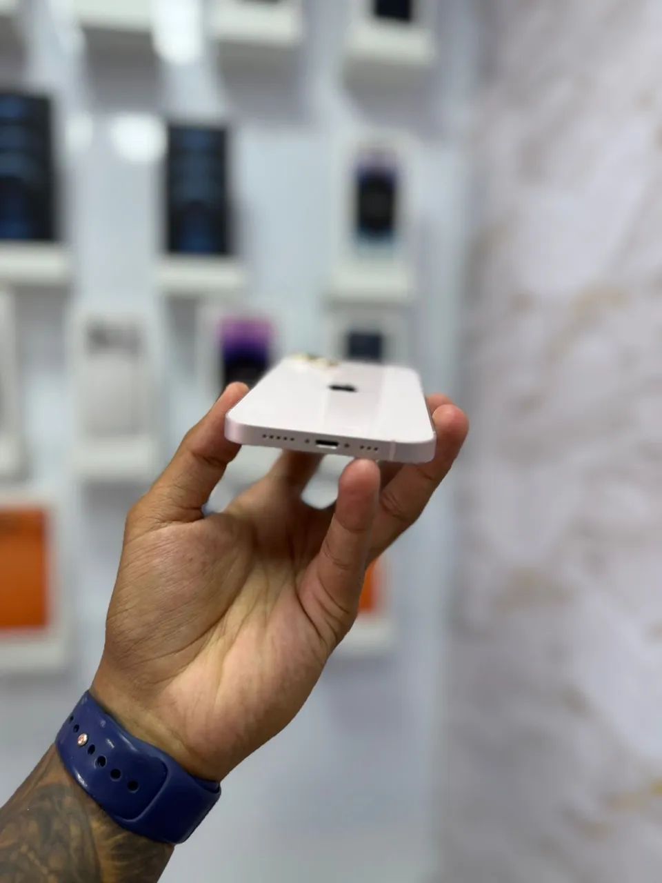IPHONE 13 - 128Gb ? R$ 1.999,00 - Foto 2