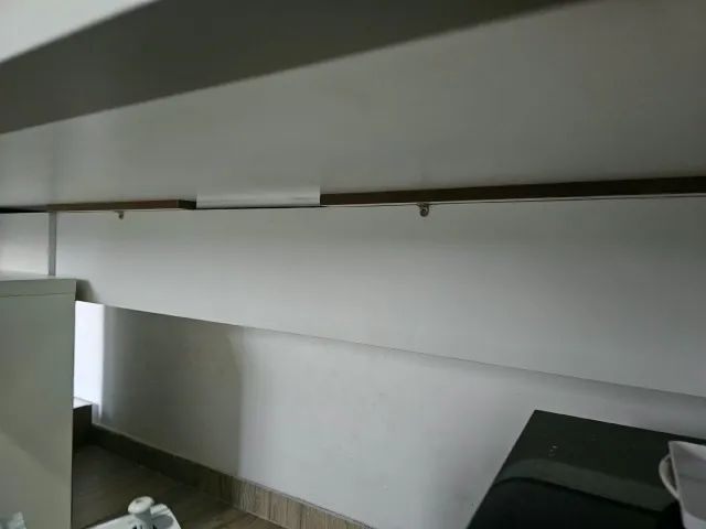 Mesa MDF com gaveteiro 2m por 70cm - Foto 3