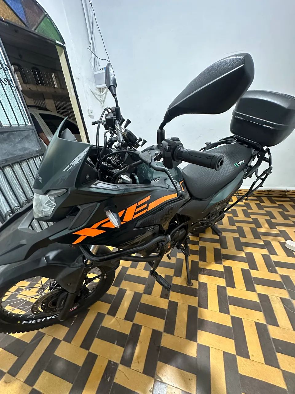 XRE 300 ABS