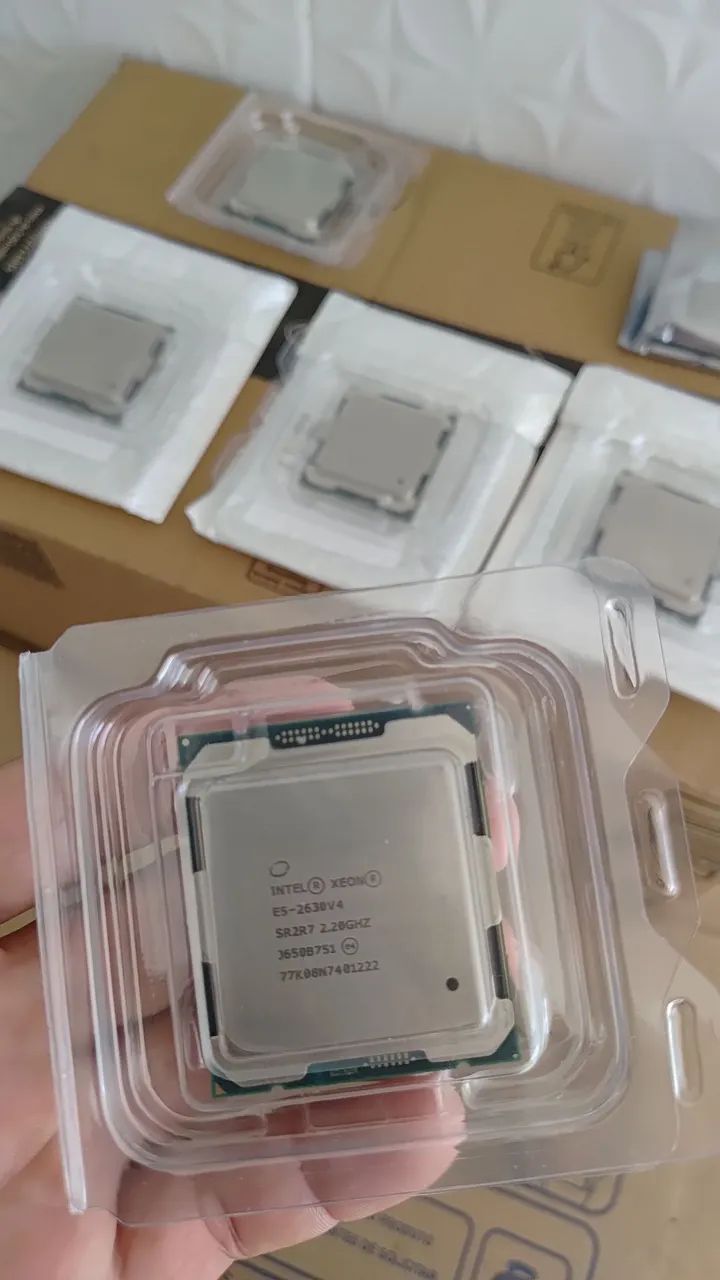 Intel® Xeon® E5-2630 v4 Cache de 25M, 3.1 GHz<br>Cache de 25M, 2,20 GHz - Foto 4