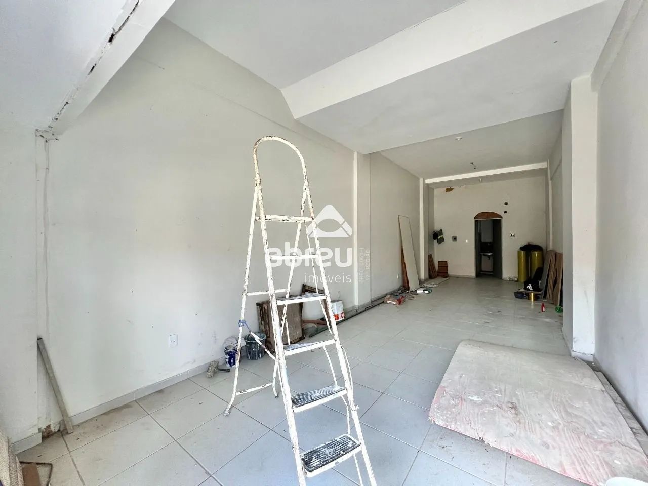 Oportunidade de aluguel de uma loja (n°08),no Edificio Cecom, localizada na Avenida Corone - Foto 3