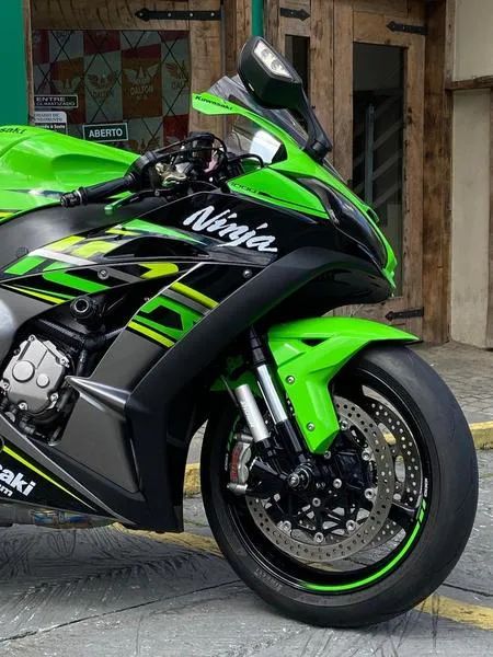 Kawasaki Zx-10/ Zx-10r 1000cc 2018 - 1478911759 | OLX