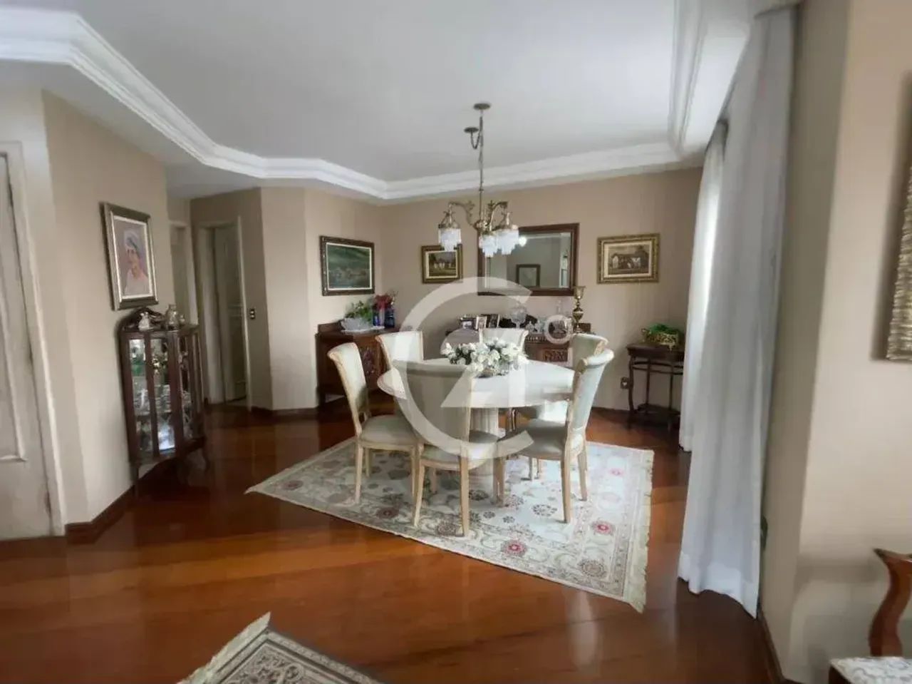 Na melhor rua de Moema, 159m², 4 suítes - Foto 2