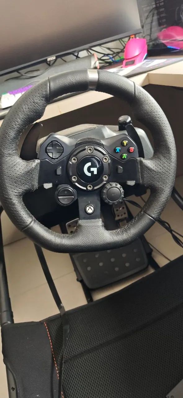 Volante Logitech G923 + Cockpit  - Foto 3