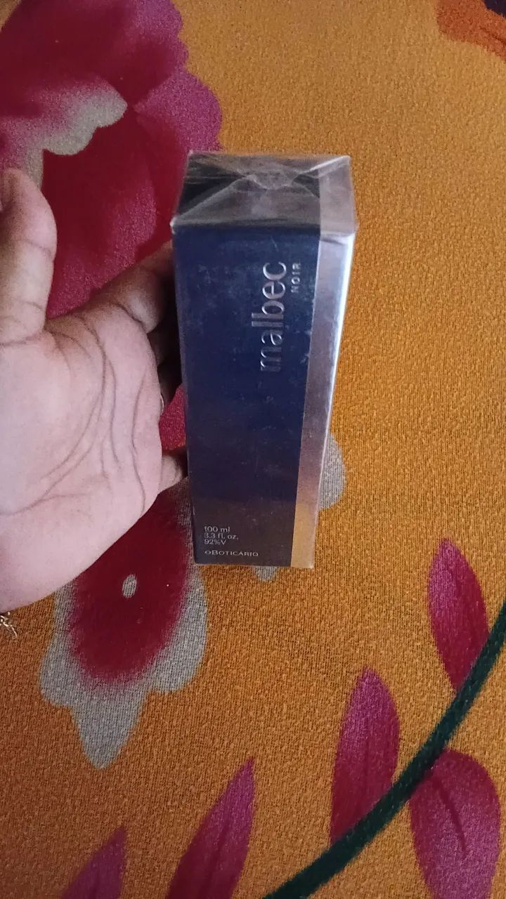 Vendo um perfume malbec lacrado  - Foto 3