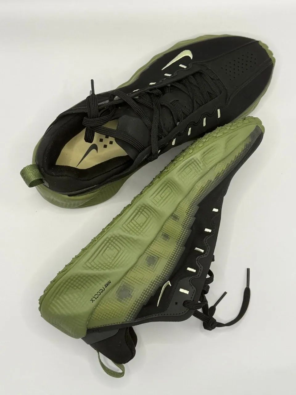 nike ava rover preto/verde size 39.5 - Foto 4