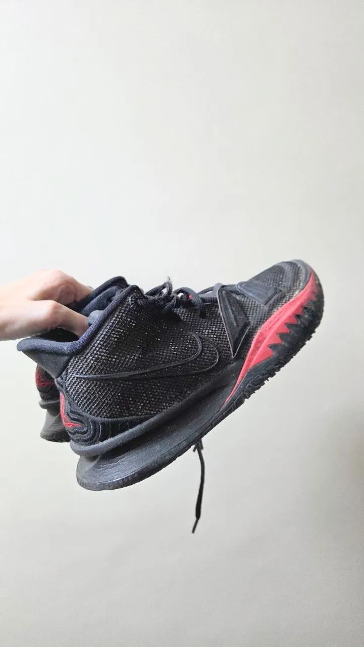Tênis Nike Kyrie - Foto 2