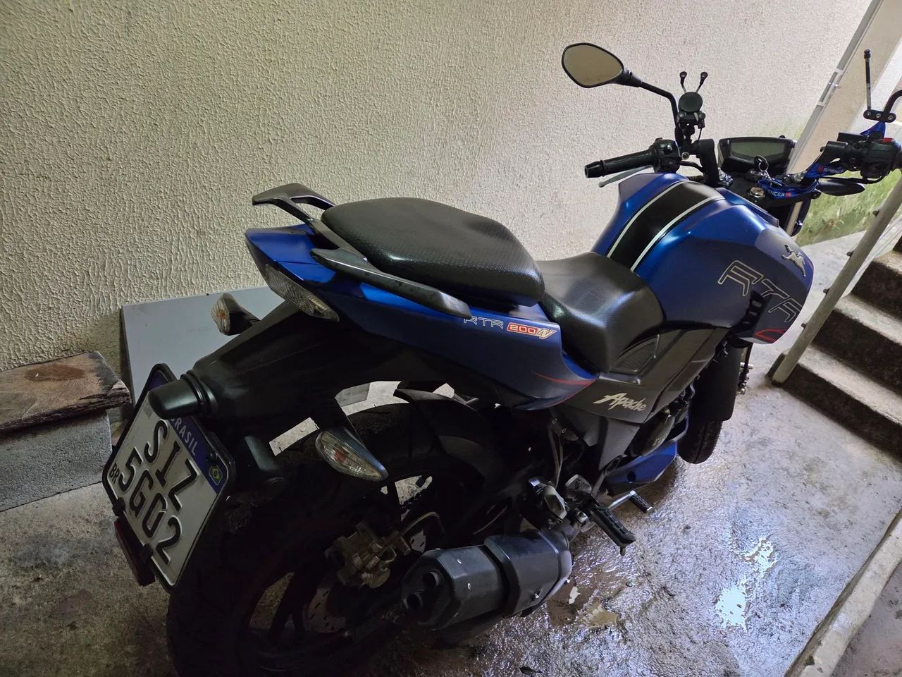 Apache RTR 200 - Foto 5