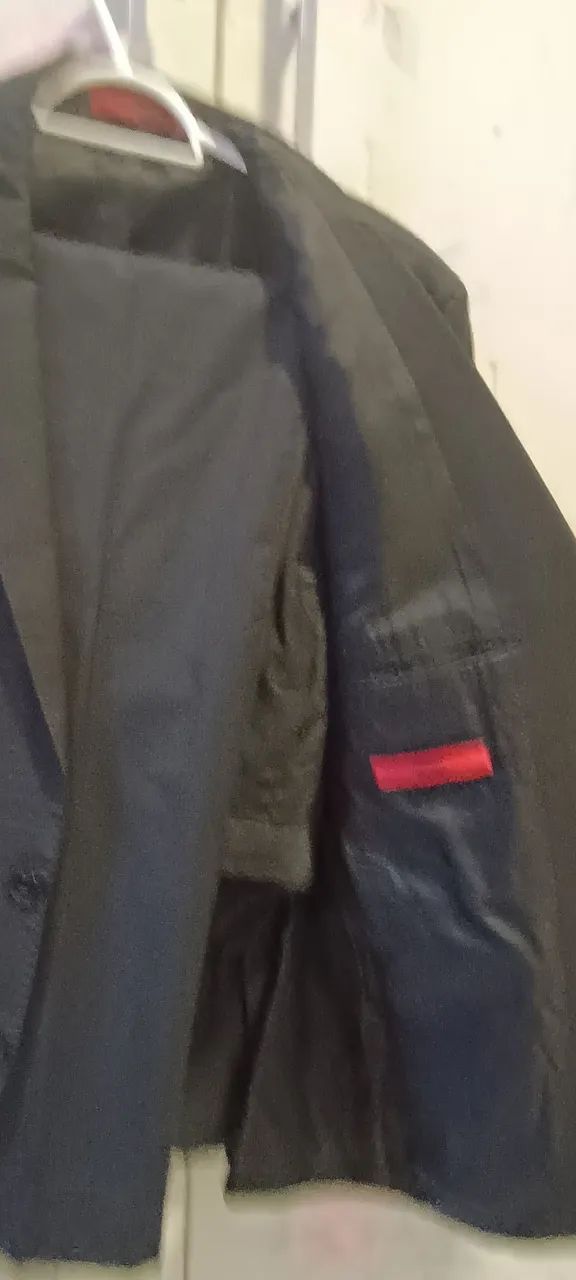 Terno Hugo Boss preto 100% lã - Foto 2