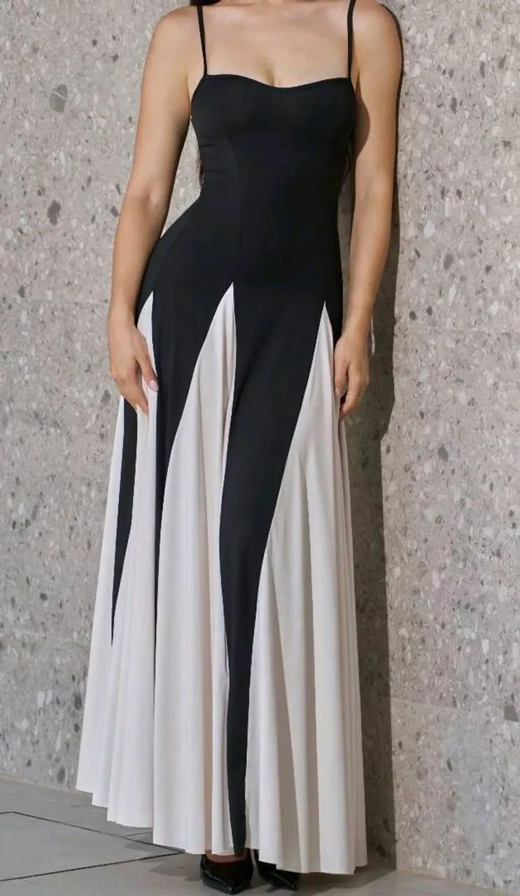 Vestido longo preto com branco - Foto 3