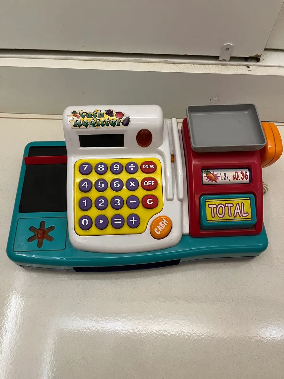 Caixa registradora de brinquedo 