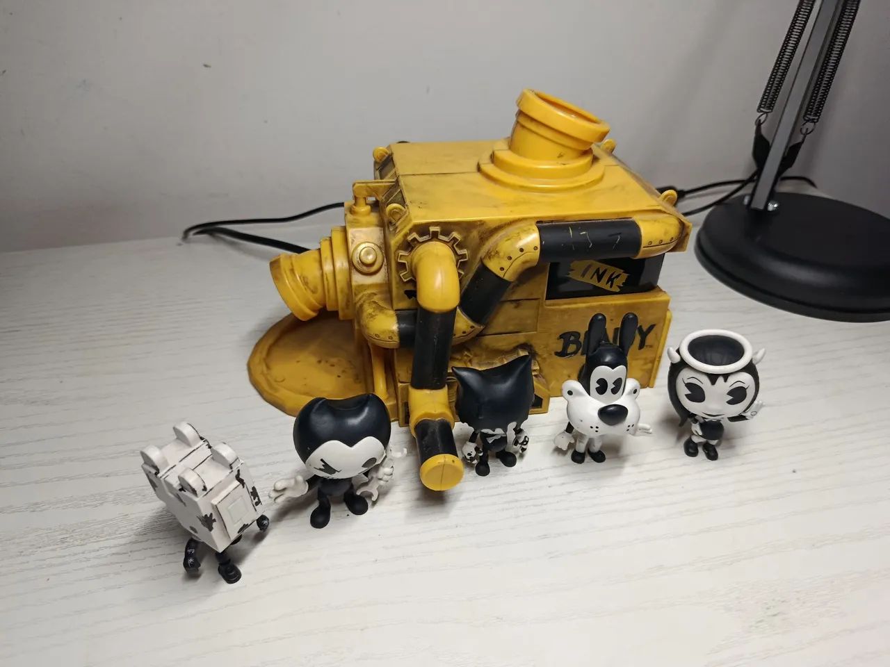 Lote de 4 bonecos Bendy and the Ink Machine - Foto 2