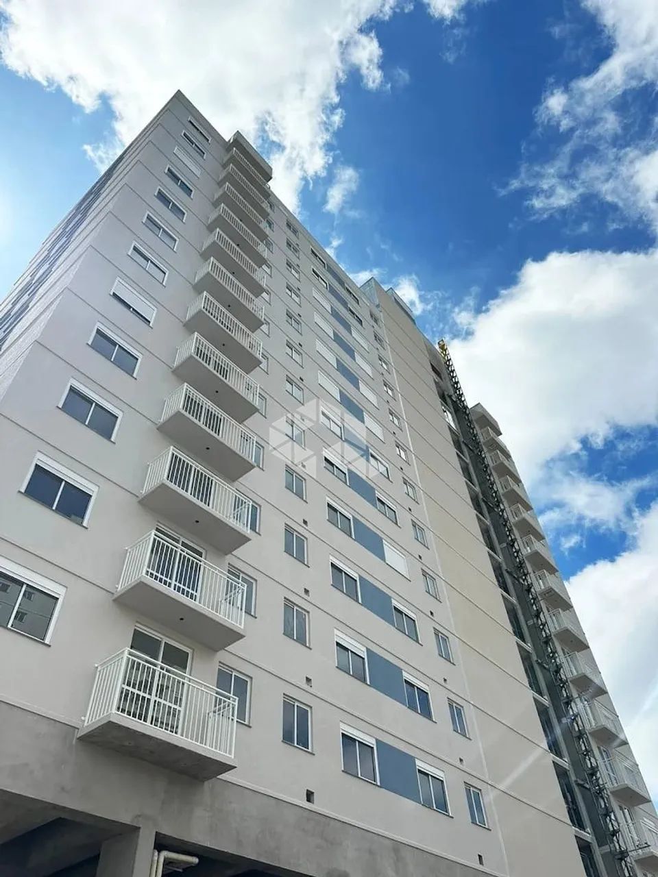 Apartamento mobiliado 02 dormitórios com sacada no Cidade nova - Foto 4