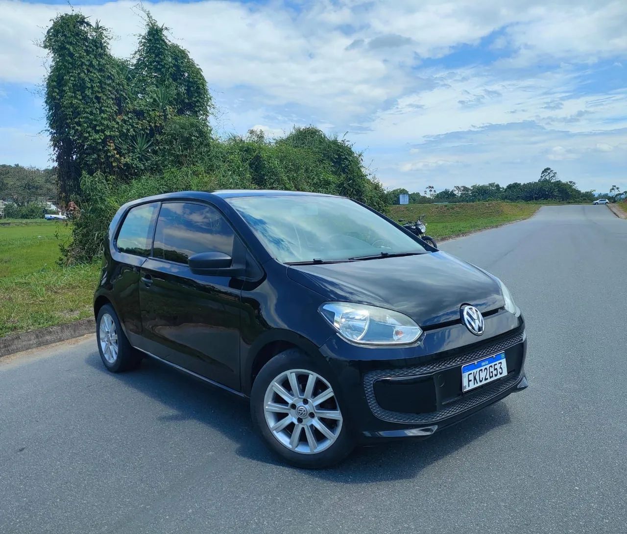 Volkswagen Up! up! take 1.0 T. Flex 12V 3p 2016