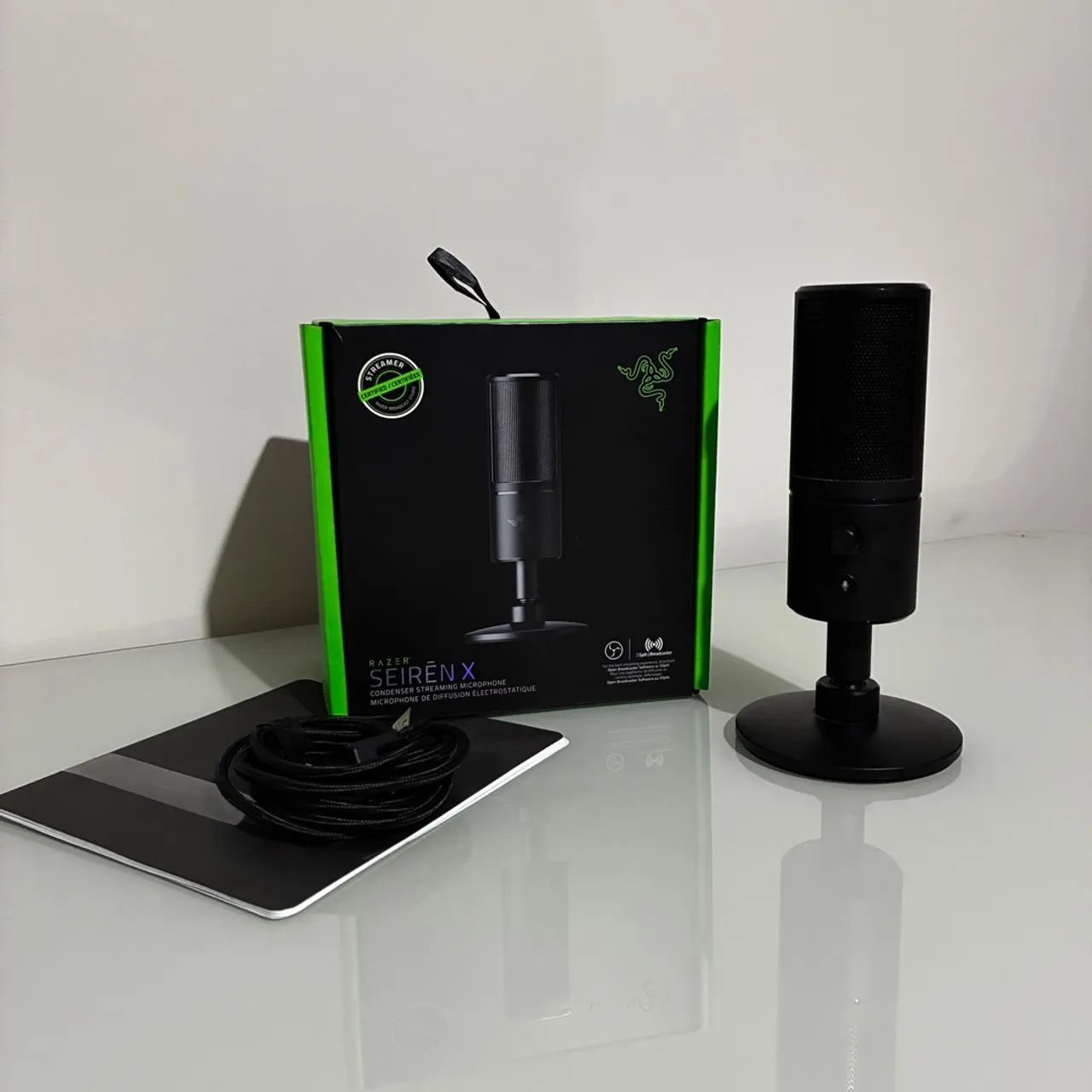 Microfone Razer Seiren X