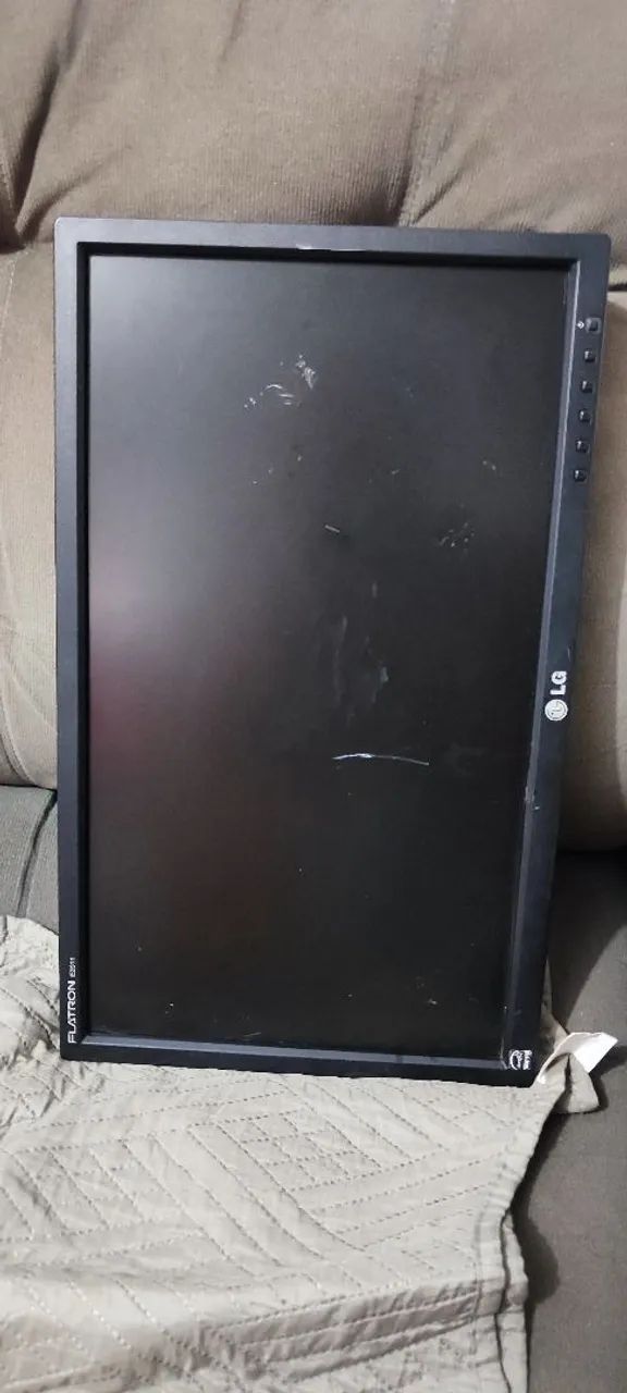 Monitor LG Flatron E2011 é um monitor de 20 polegadas - Foto 4