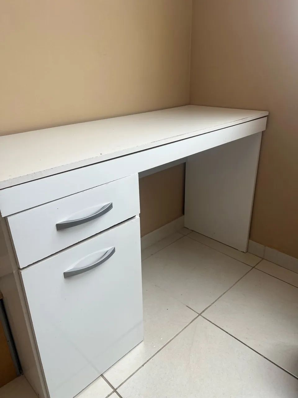 Escrivaninha/ mesa de computador  - Foto 2
