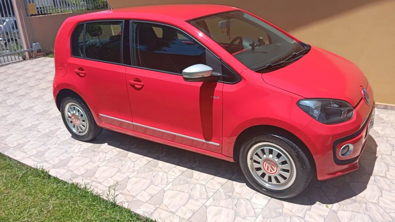 Volkswagen Up! up! black/white/red 1.0 T. Flex 12V 5p 2015