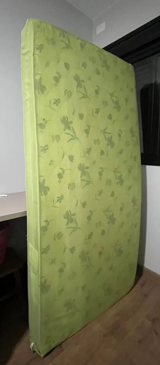 Colchão de solteiro Ortobom seminovo - Foto 2