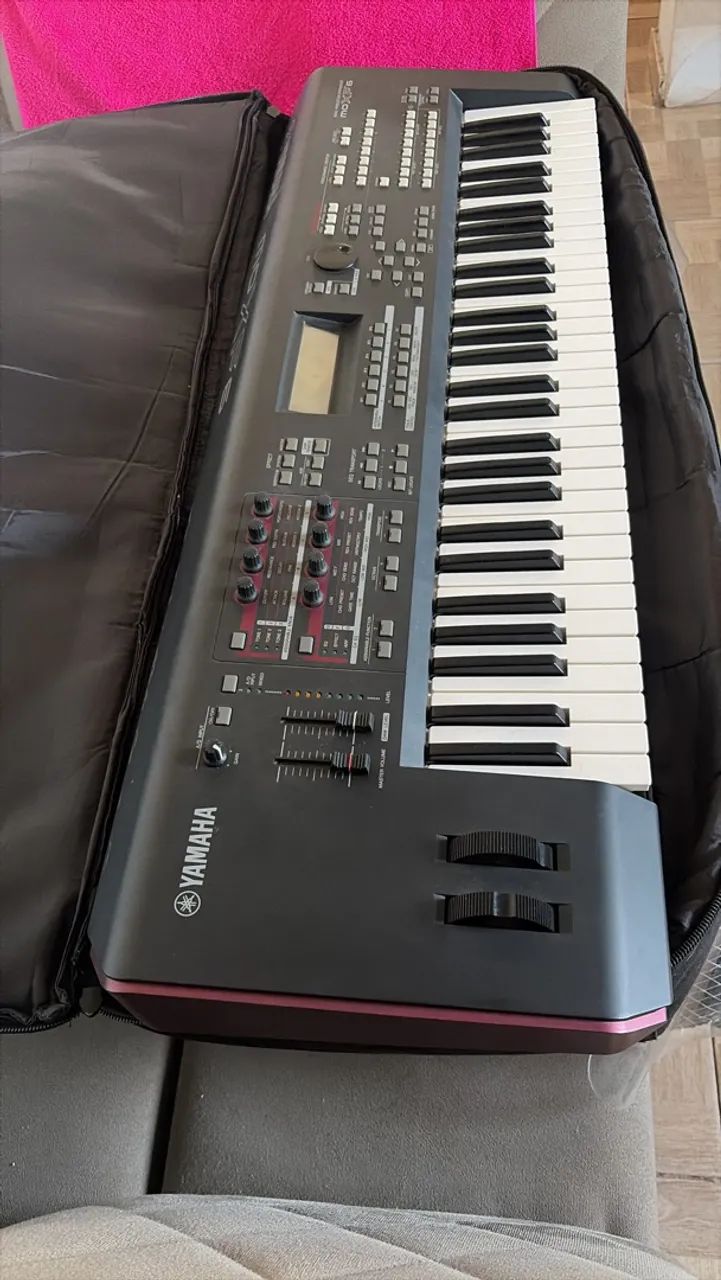 YAMAHA moxf6  - Foto 5