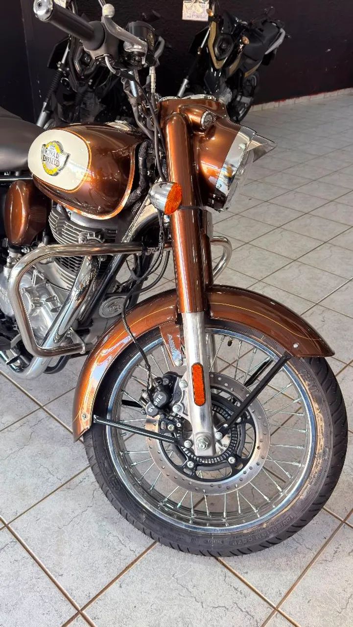 CLASSIC 350 - Foto 3