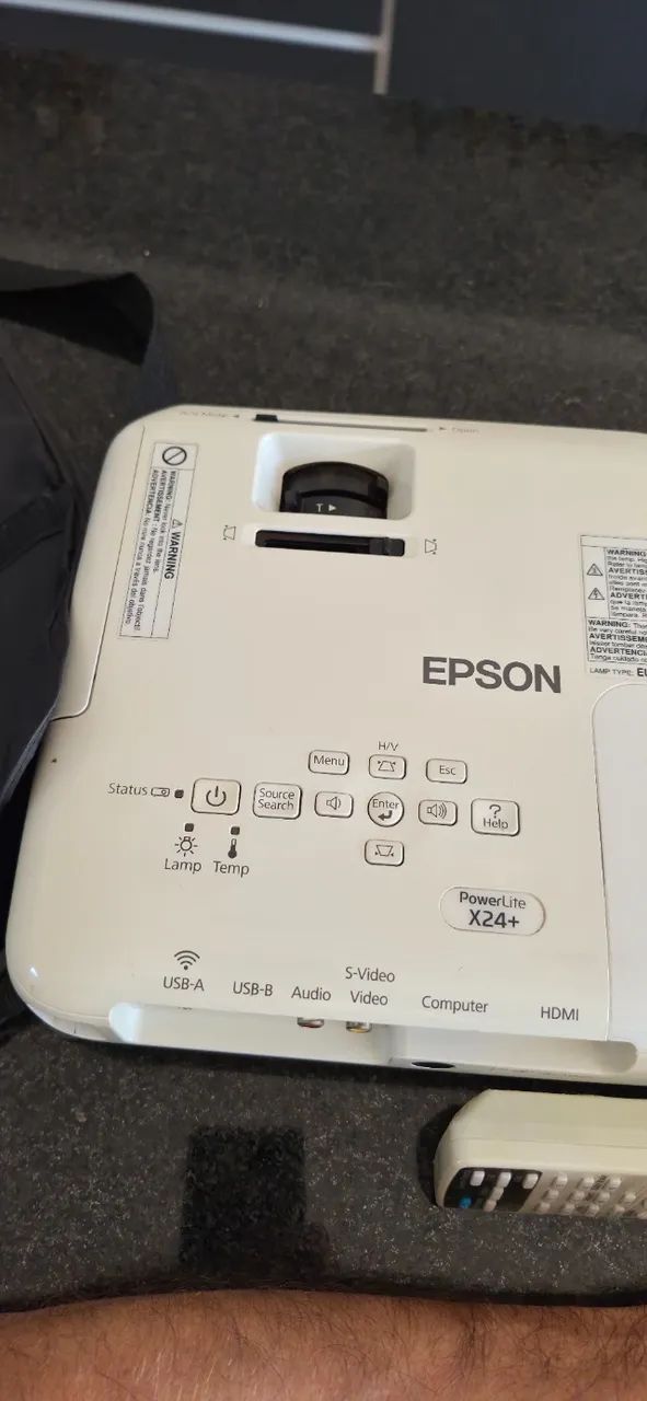 Projetor Epson x24+ - Foto 5
