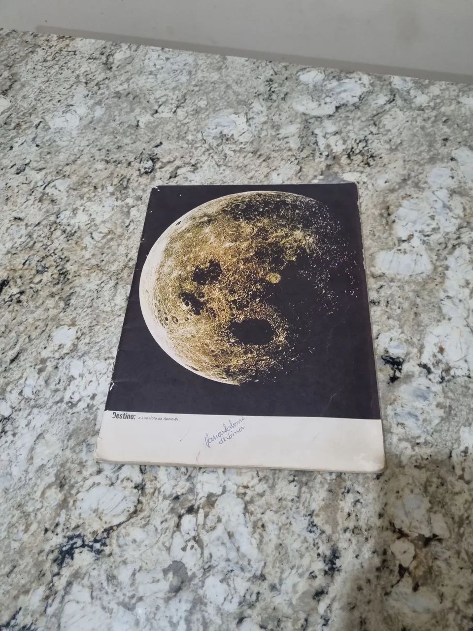 Livro Destino: A Lua - Foto 2