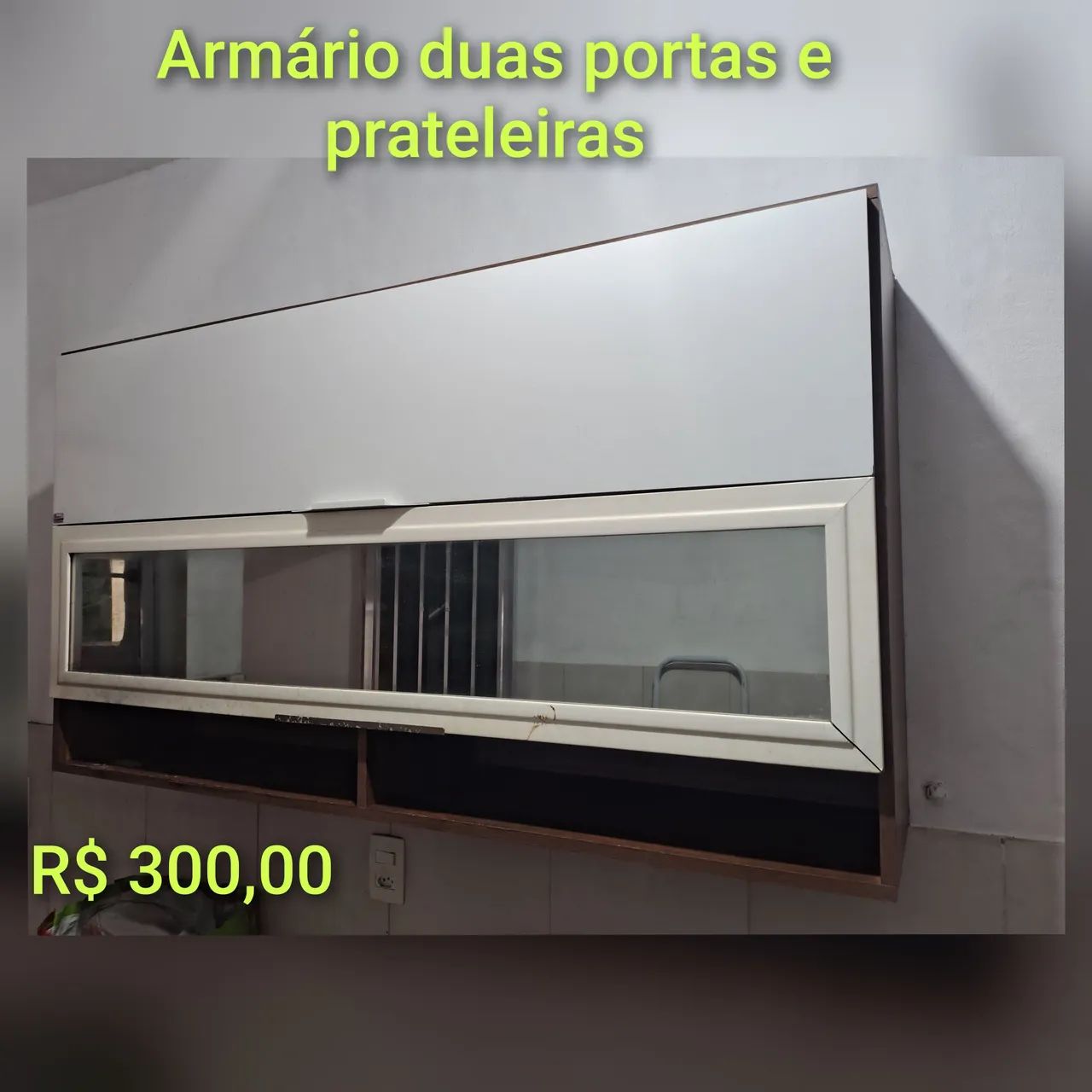 Armário de parede