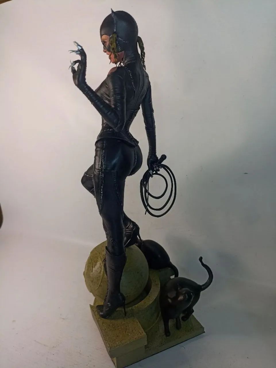  ESCULTURA 3D ? MULHER-GATO | MICHELLE PFEIFFER<br> - Foto 5