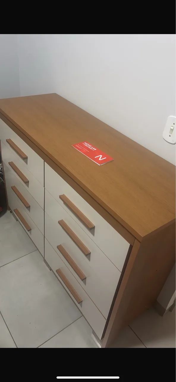 CÔMODA SEMI NOVA