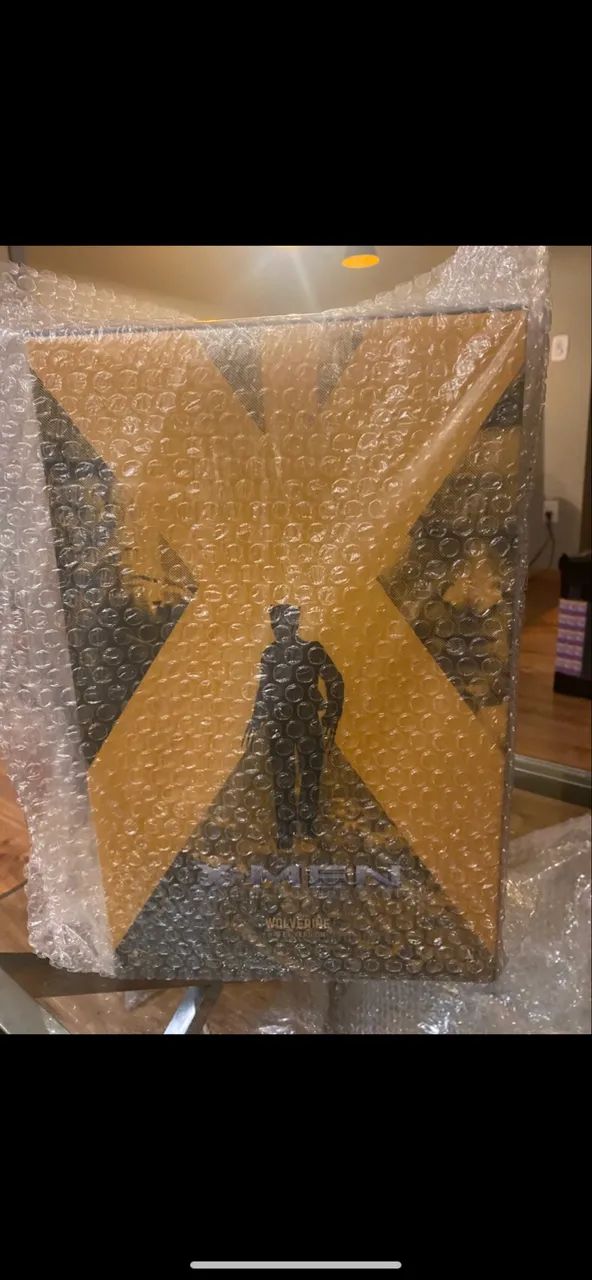 Hot toys Wolverine 1973 Deluxe version - Foto 2