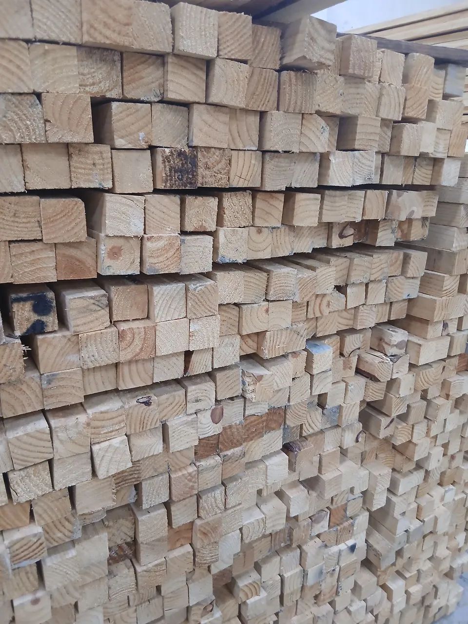 Tábuas e madeiras para construção  - Foto 3