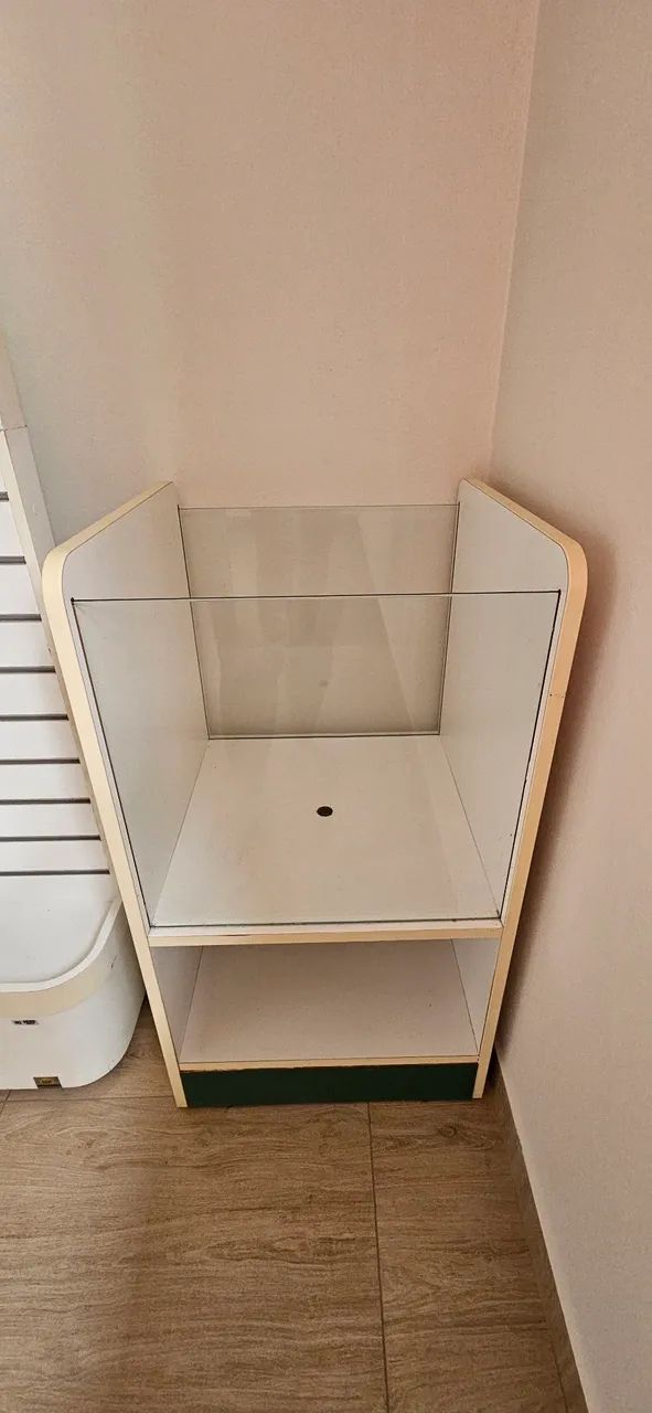 Móveis Farmácia - Foto 2