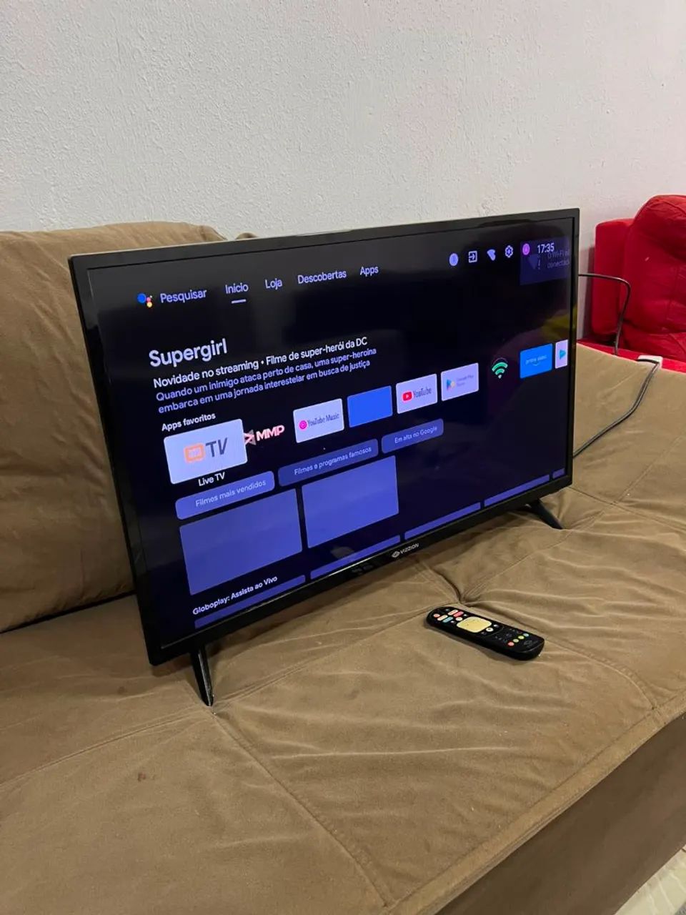 Tv Smart Led 32 polegadas com pesinho e controle 