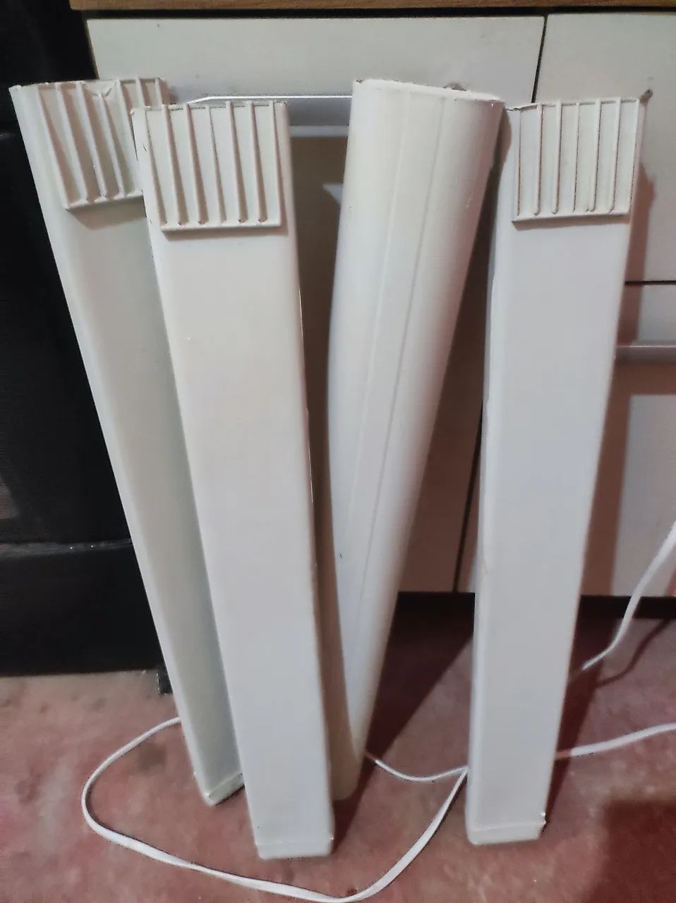 VENDE - SE MESA DE PLÁSTICO DESMONTÁVEL - Foto 5