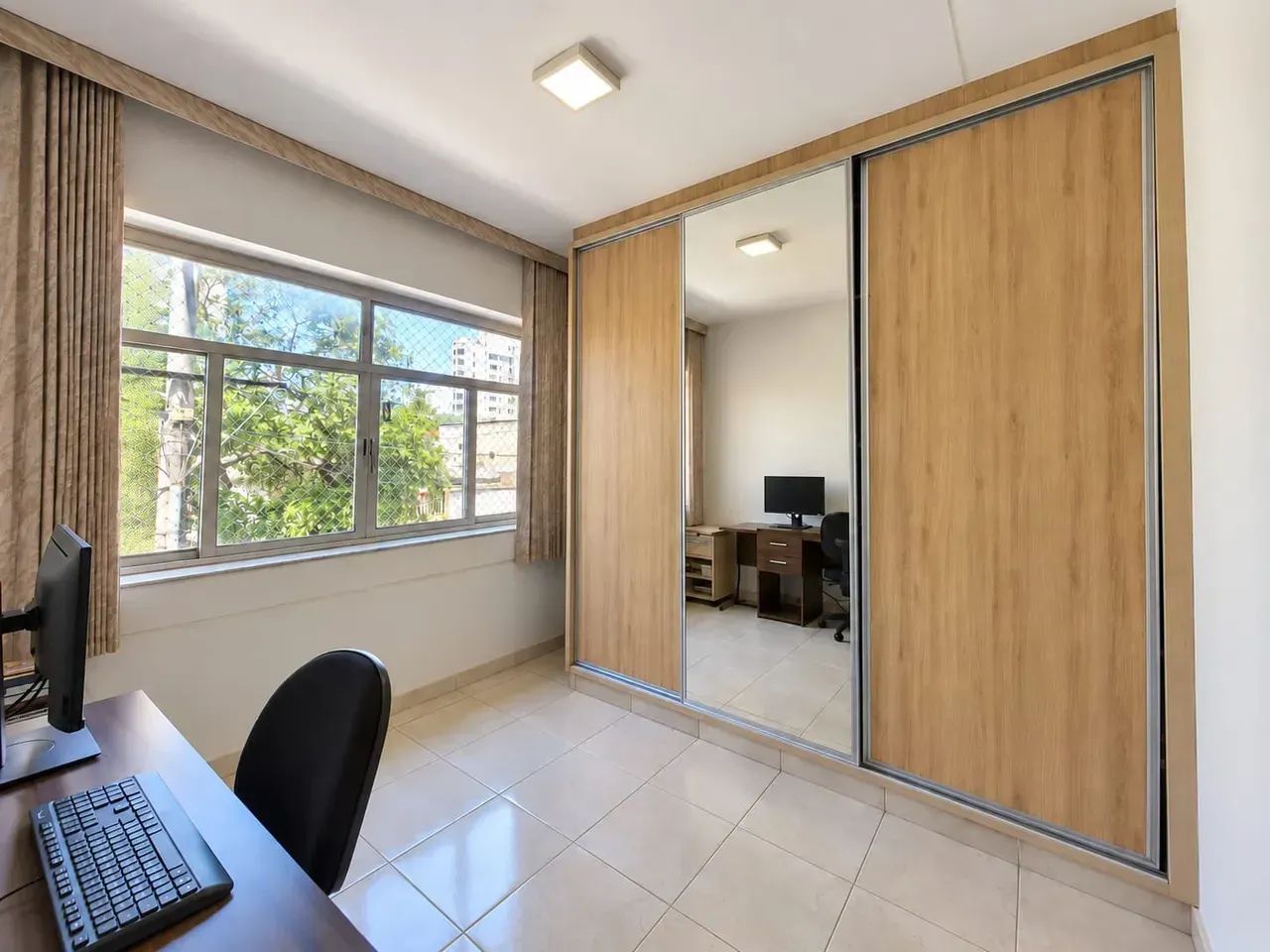 Apartamento com 3 quartos e 2 vagas no setor central - Foto 4