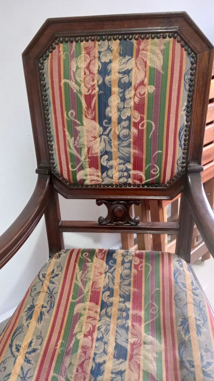 Vendo cadeira colonial usada - Foto 2