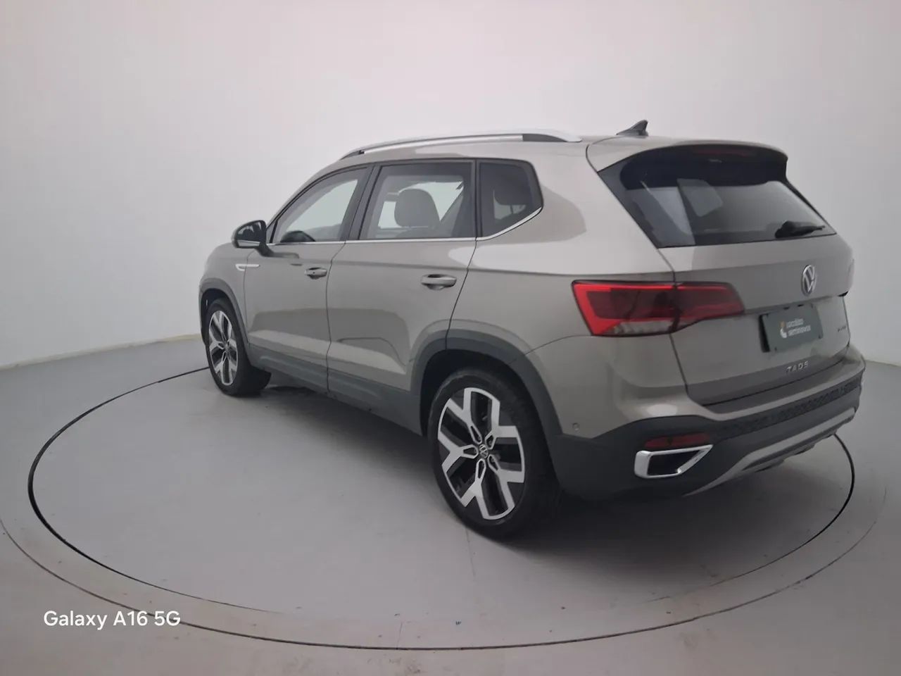 Volkswagen Taos Highline 1.4 250 TSI Flex Aut., foto 3 de 18