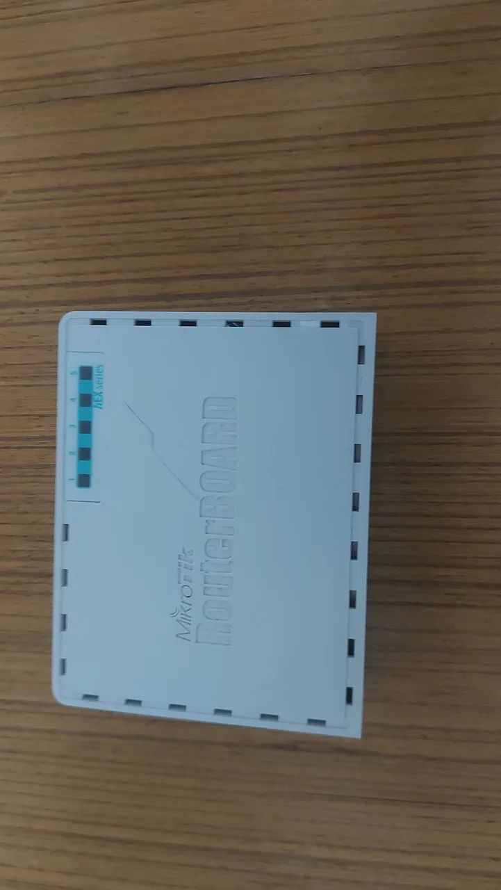 Roteador MikroTik RB750Gr3 (hEX) - Foto 3